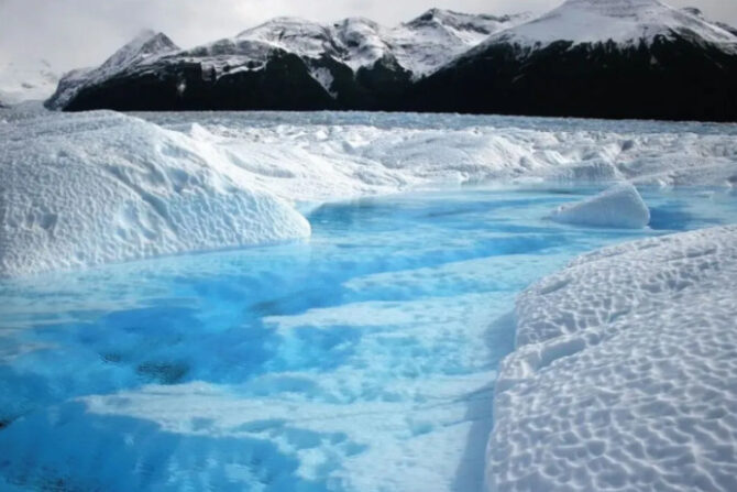 Wasser ist ein Wunderwerk der Natur — Das “richtige” Wasser ist das Lebensmittel!