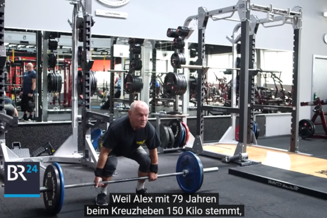 Fit im Alter: Mit 79 stemmt Alex noch 150 Kilo | Abendschau | BR24